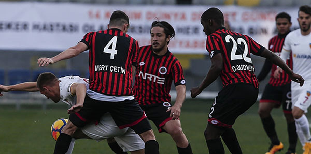 Süper Lig\'de Başkent Derbisi Yarın