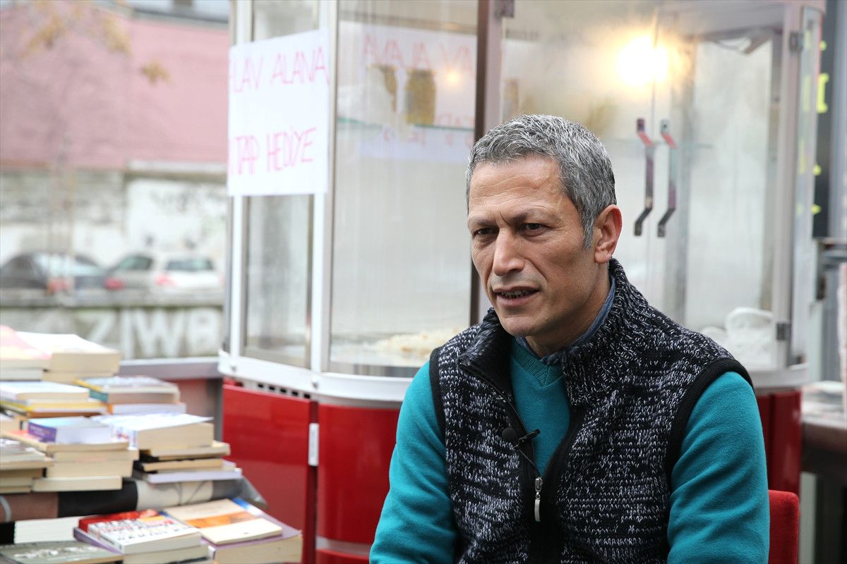 Tavuklu Pilav Yiyene Kitap Hediye