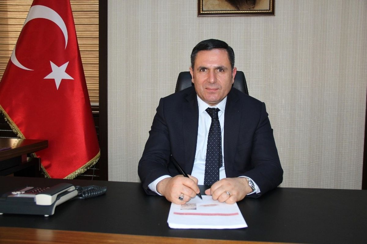 Tiryakioğlu\'ndan, 24 Kasım Öğretmenler Günü Kutlaması
