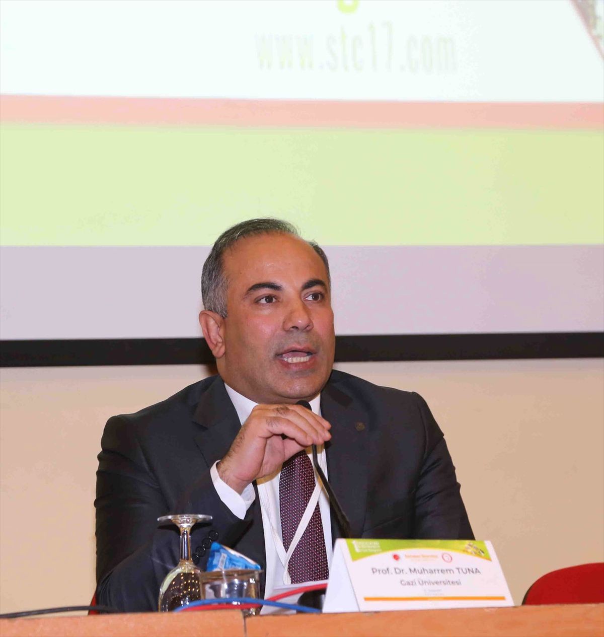 Turizm Sektörü Çalışanları Diplomalı ya da Sertifikalı Olacak "