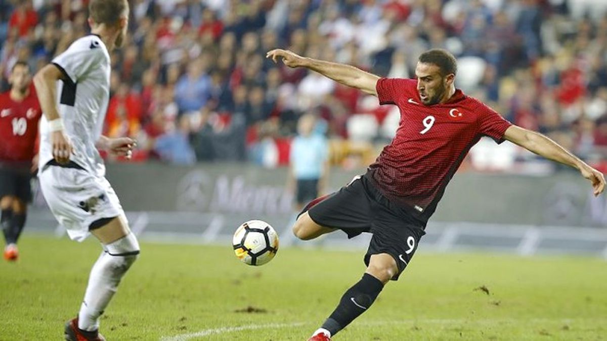 Türkiye FIFA\'da 9 Basamak Geriledi