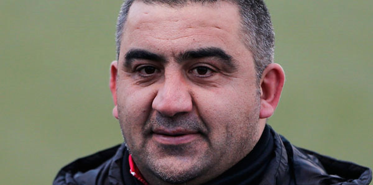 Ümit Özat Geldi, Ortalık Karıştı!