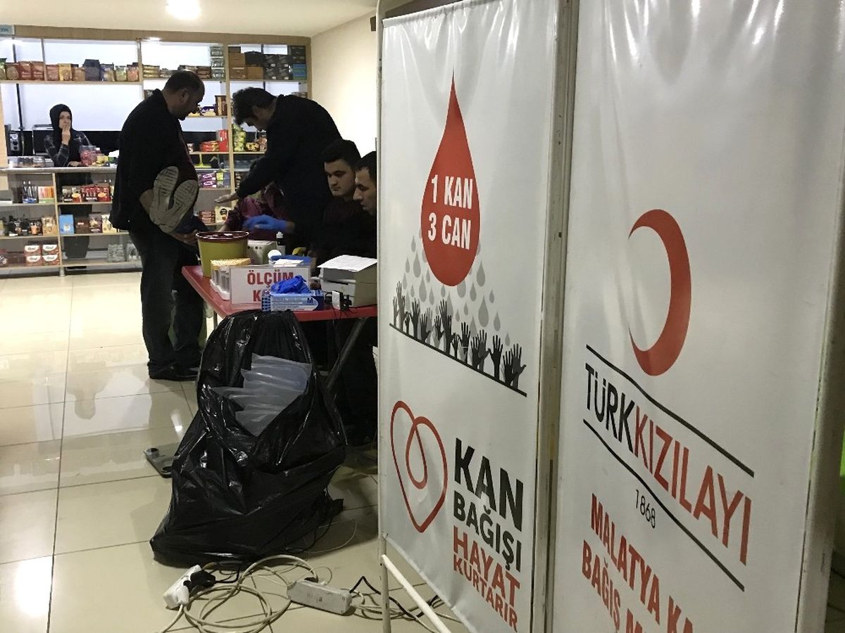 Yeni Hamle Eğitim Kurumlarından Kan Bağışı Kampanyası