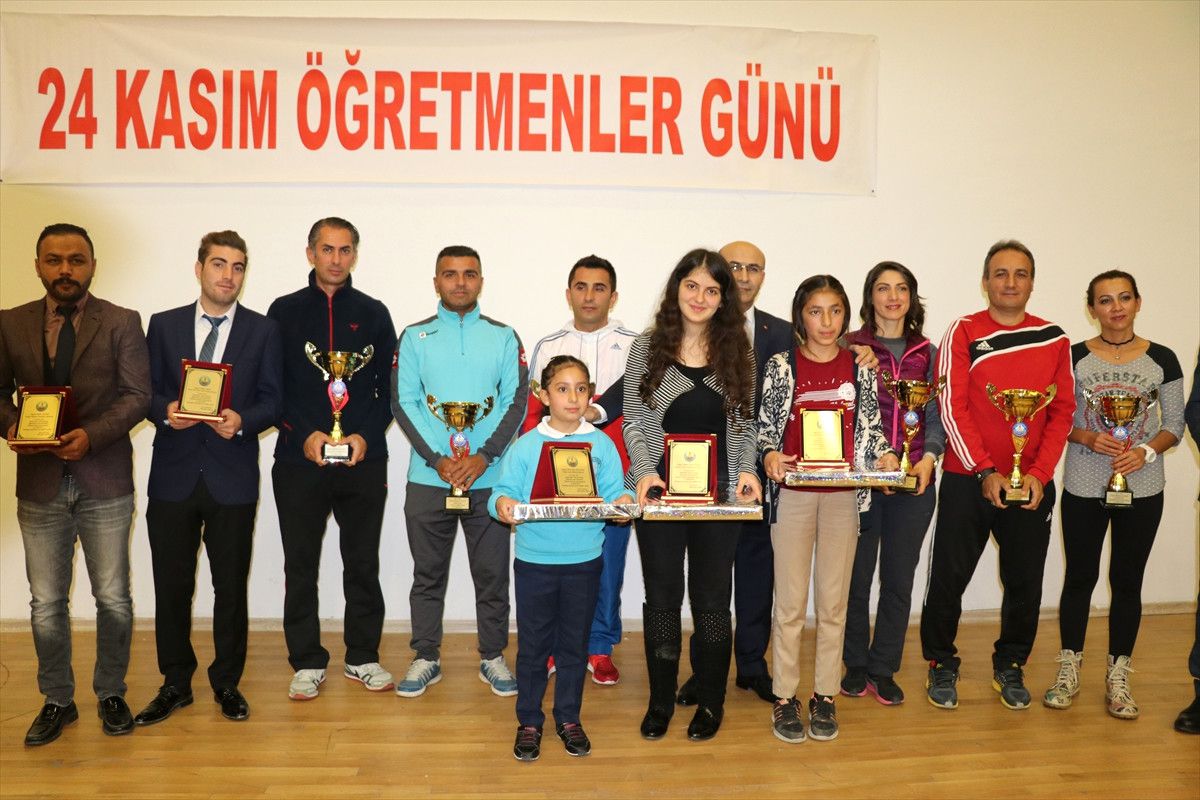 24 Kasım Öğretmenler Günü