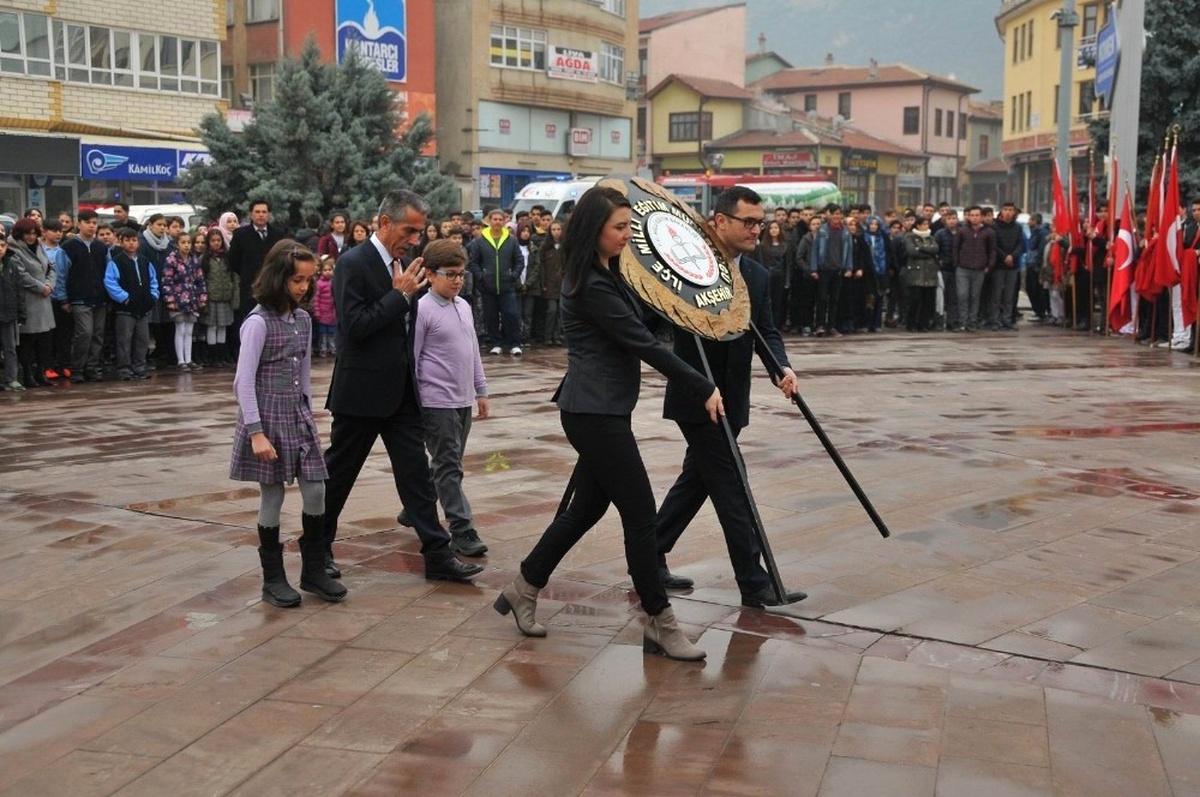 Akşehir\'de Öğretmenler Günü Etkinlikleri