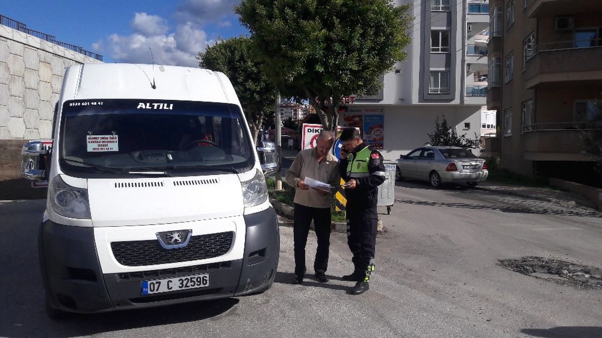 Alanya\'da Okul Servislerine Denetim Sıklaştı