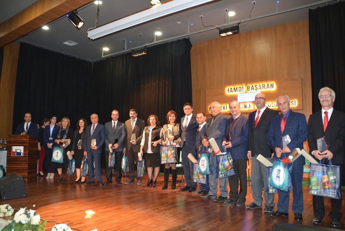 Aliağa\'da Öğretmenler Günü Resepsiyonu