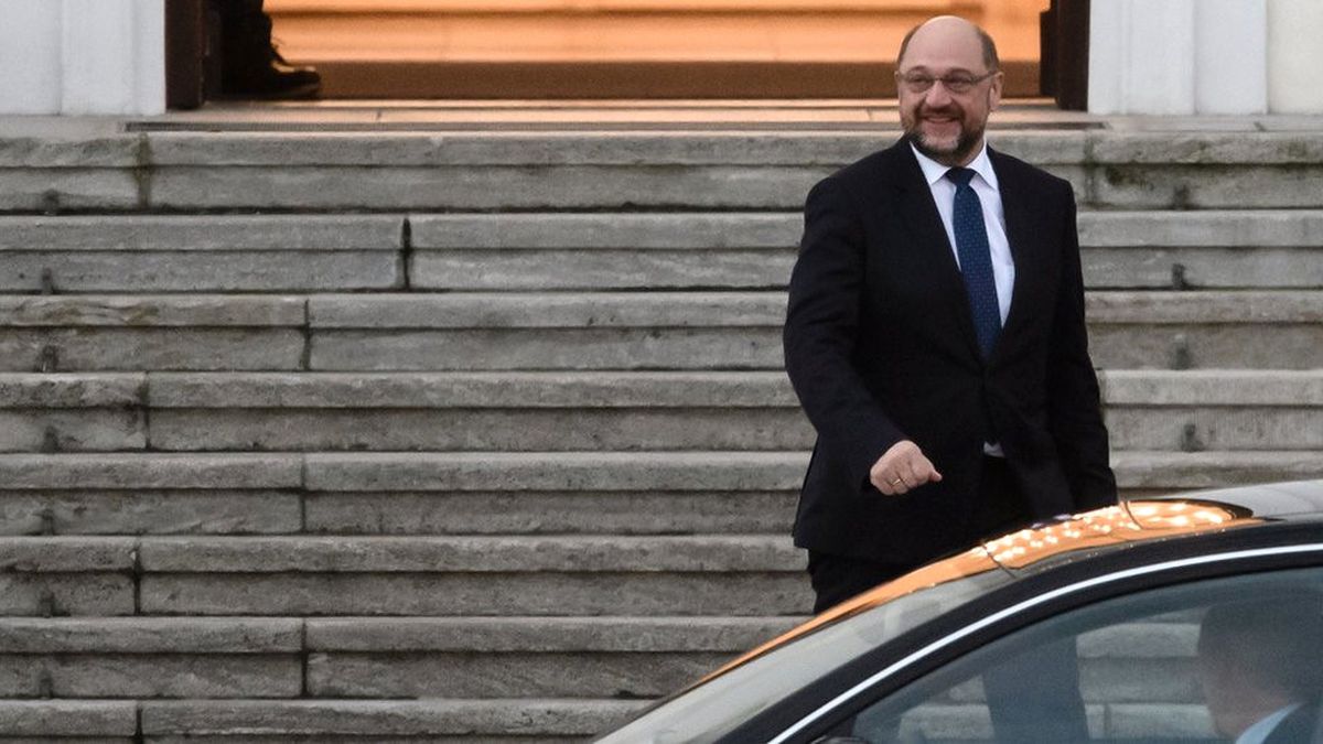 Almanya\'da Spd Üzerindeki \'Büyük Koalisyonu Kurun\' Baskısı Artıyor