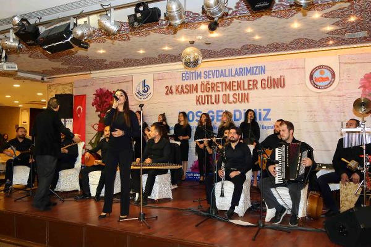 Bağcılar\'da Öğretmenler Günü Özel Bir Programla Kutlandı