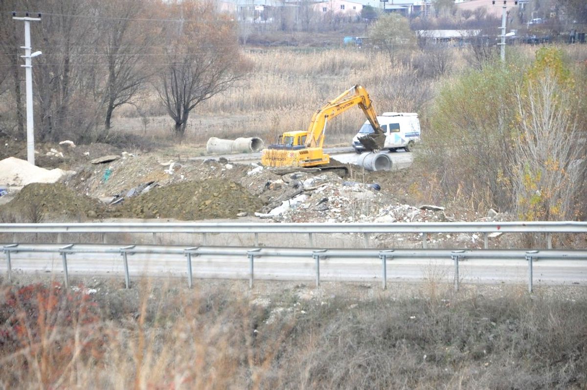 Bağlantı Yolu Trafiğe Kapandı