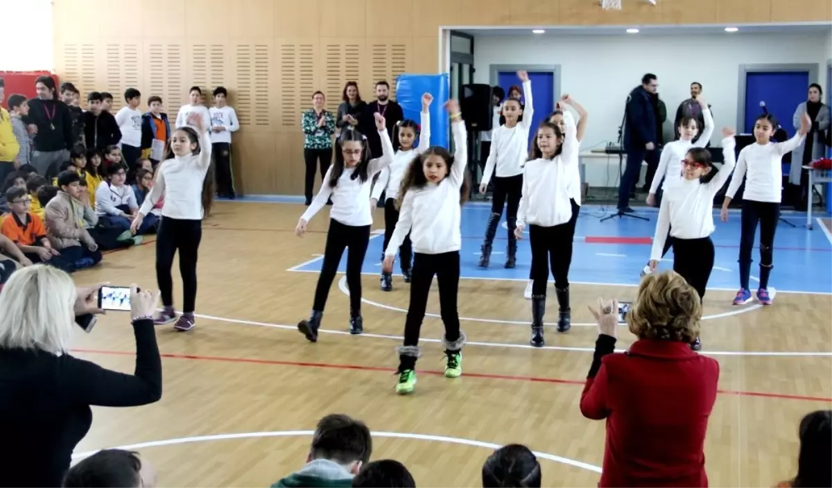 Beyaz Kule Okulları\'nda 24 Kasım Öğretmenler Günü Coşkuyla Kutlandı.