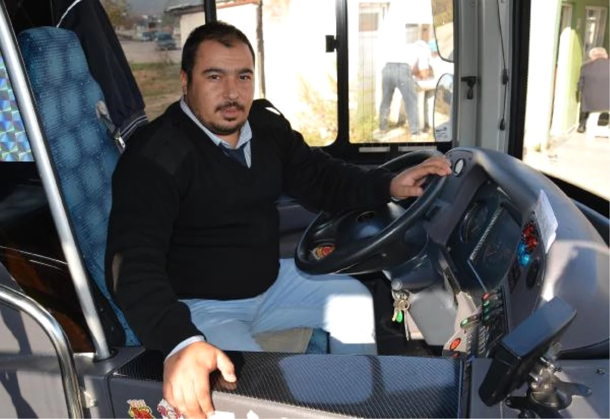 Bursa\'da Özel Halk Otobüsü Şoförü 2 Yolcu Tarafından Dövüldü