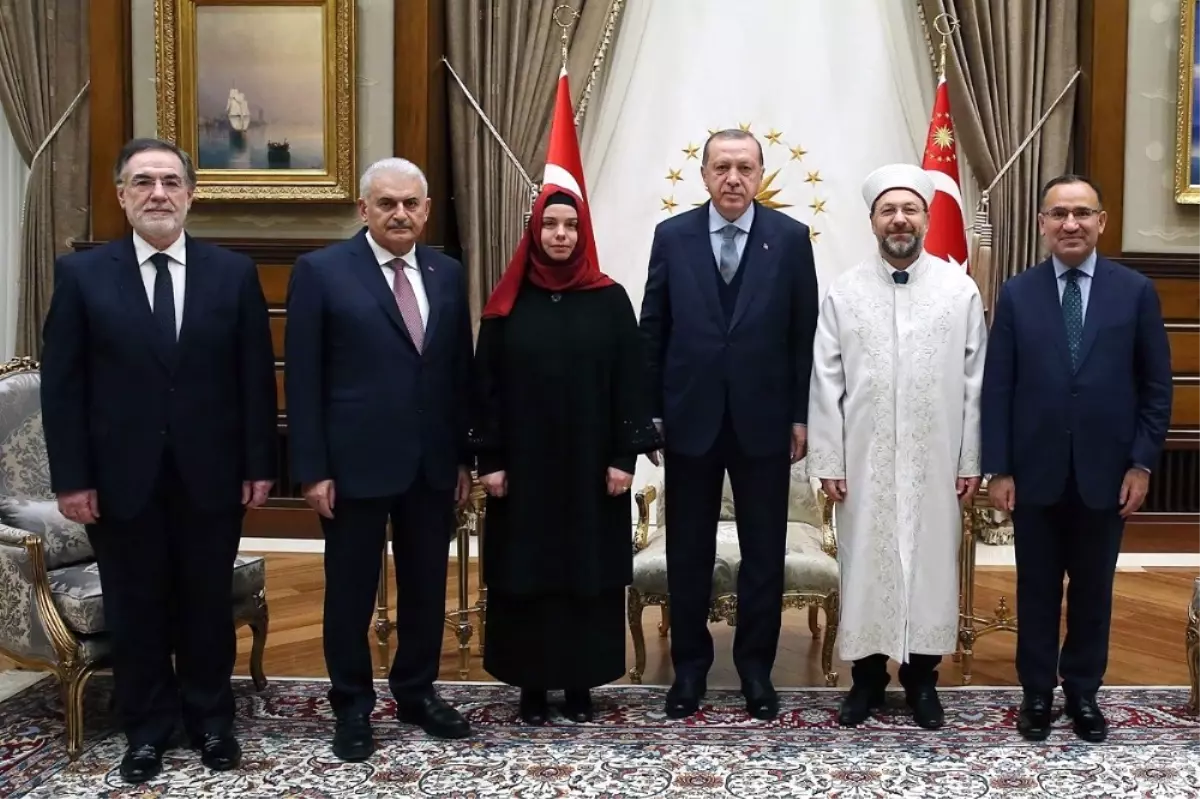 Cumhurbaşkanı Erdoğan, Diyanet İşleri Başkanı Erbaş\'ı Kabul Etti