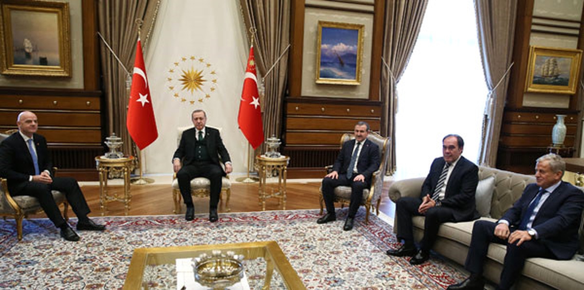 Cumhurbaşkanı Erdoğan, FIFA Başkanı Infantino\'yu Kabul Etti