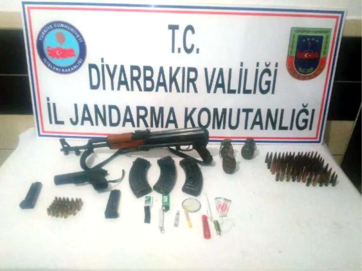 Diyarbakır\'da 1 PKK\'lı Terörist Ölü Ele Geçirildi