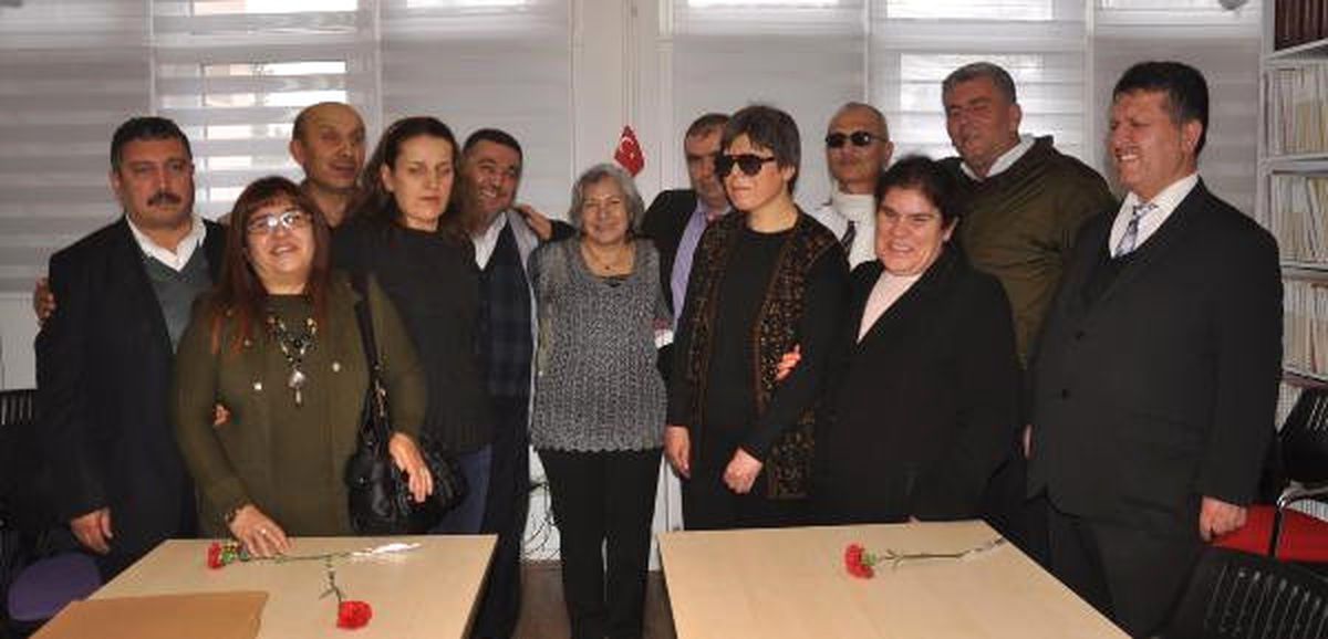 Görme Engelli Öğrenciler, 33 Yıl Sonra Öğretmenleriyle Buluştu