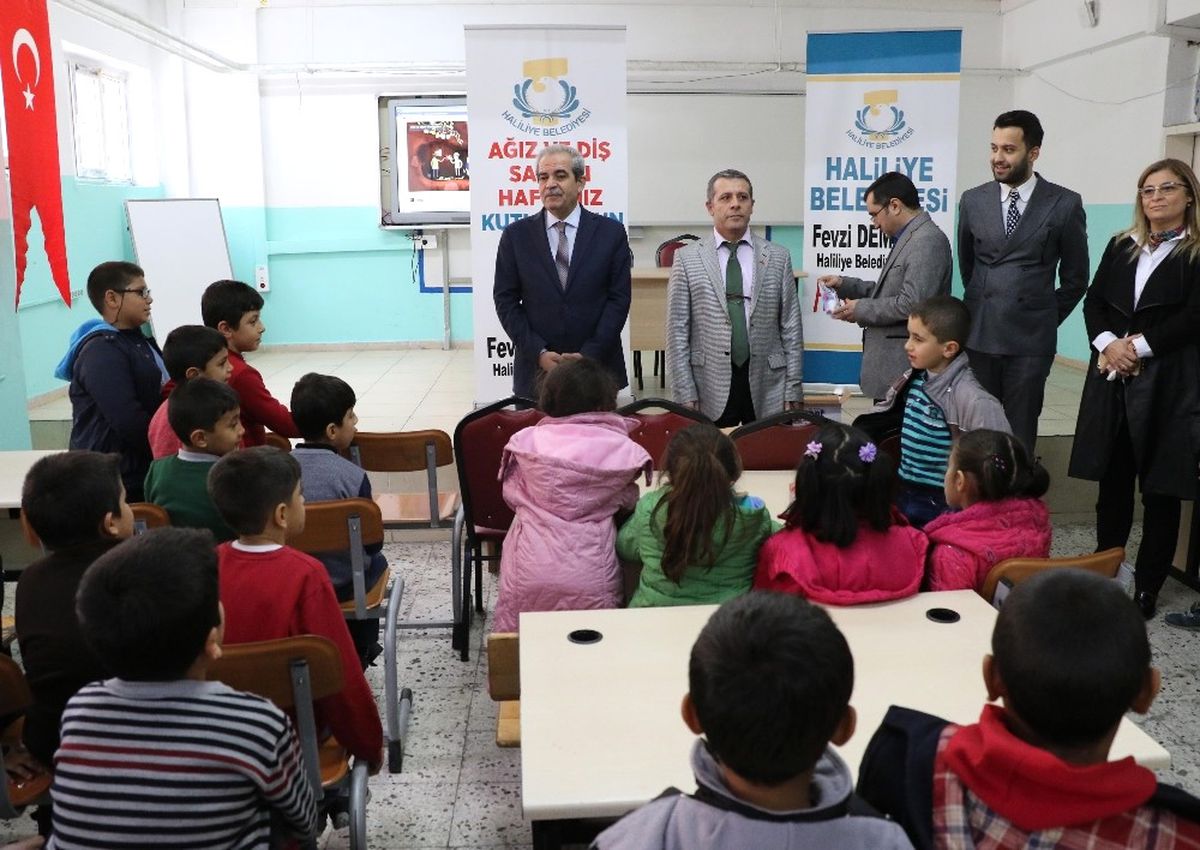 Haliliye\'de Çocuklara Diş Sağlığını Anlatıldı