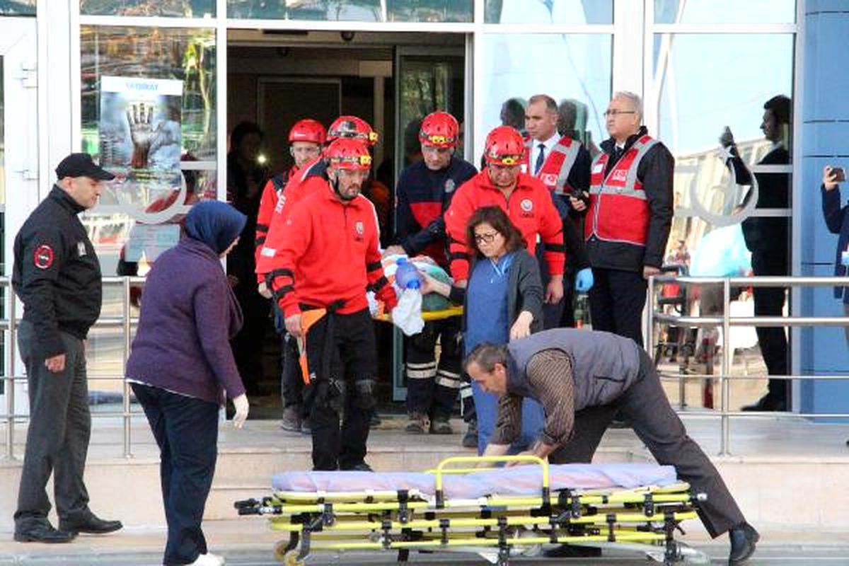 Isparta Şehir Hastanesi\'nde Deprem Tatbikatı