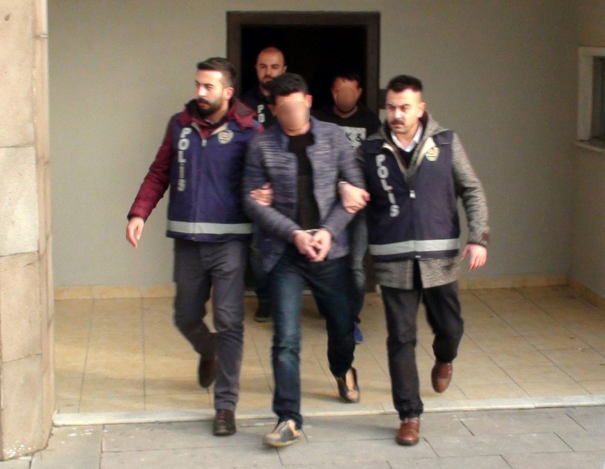 İstanbul\'da Silahlı Kavga: 1 Ölü 1 Yaralı
