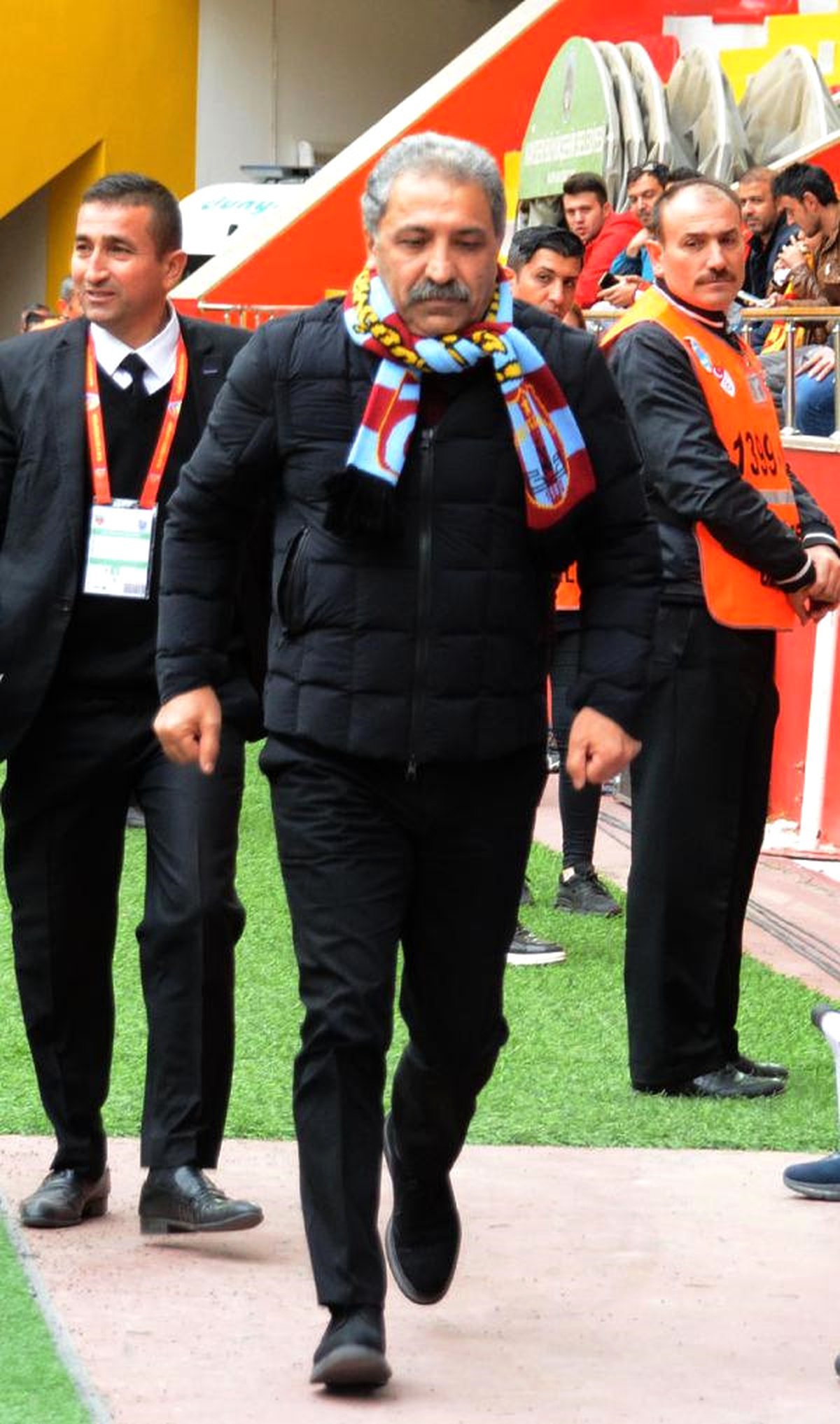 Kayserispor\'dan Taraftarlarına Klipli Çağrı