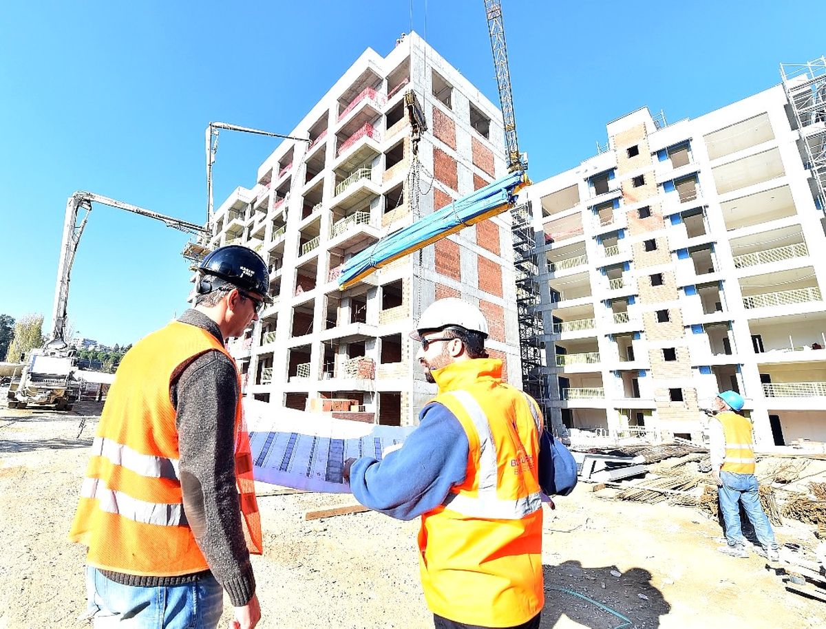 Kentsel Dönüşümde Örnek Olacak Uzundere\'de Bloklar Yükseliyor