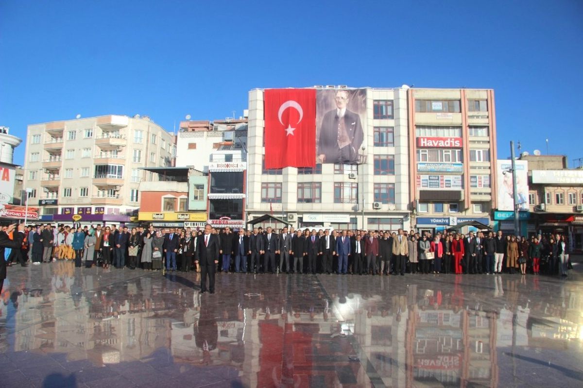 Kilis\'te 24 Kasım Öğretmenler Günü Kutlamaları