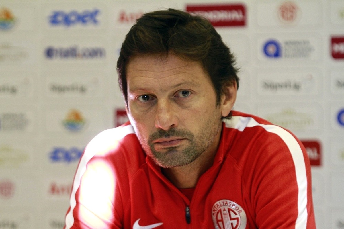 Leonardo: "Fenerbahçe\'ye Karşı Geçmişten Gelen Kültürü Devam Ettirmek İstiyoruz"