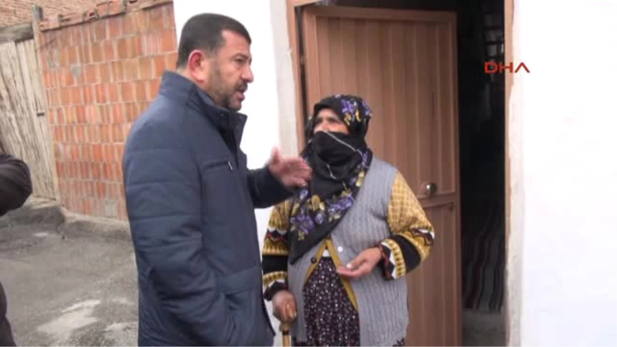 Malatya CHP\'li Ağbaba\'dan, Çarpı İşareti Konulan Evlere Ziyaret