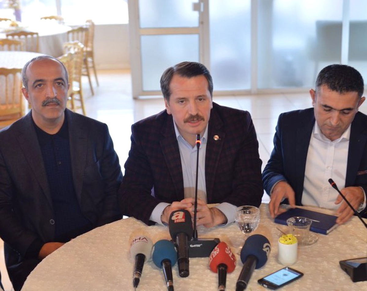 Memur-Sen Genel Başkanı Yalçın: "Hükümetten Kamuda Güvence Bekleyen Tüm Çalışanları Kapsayacak Bir...