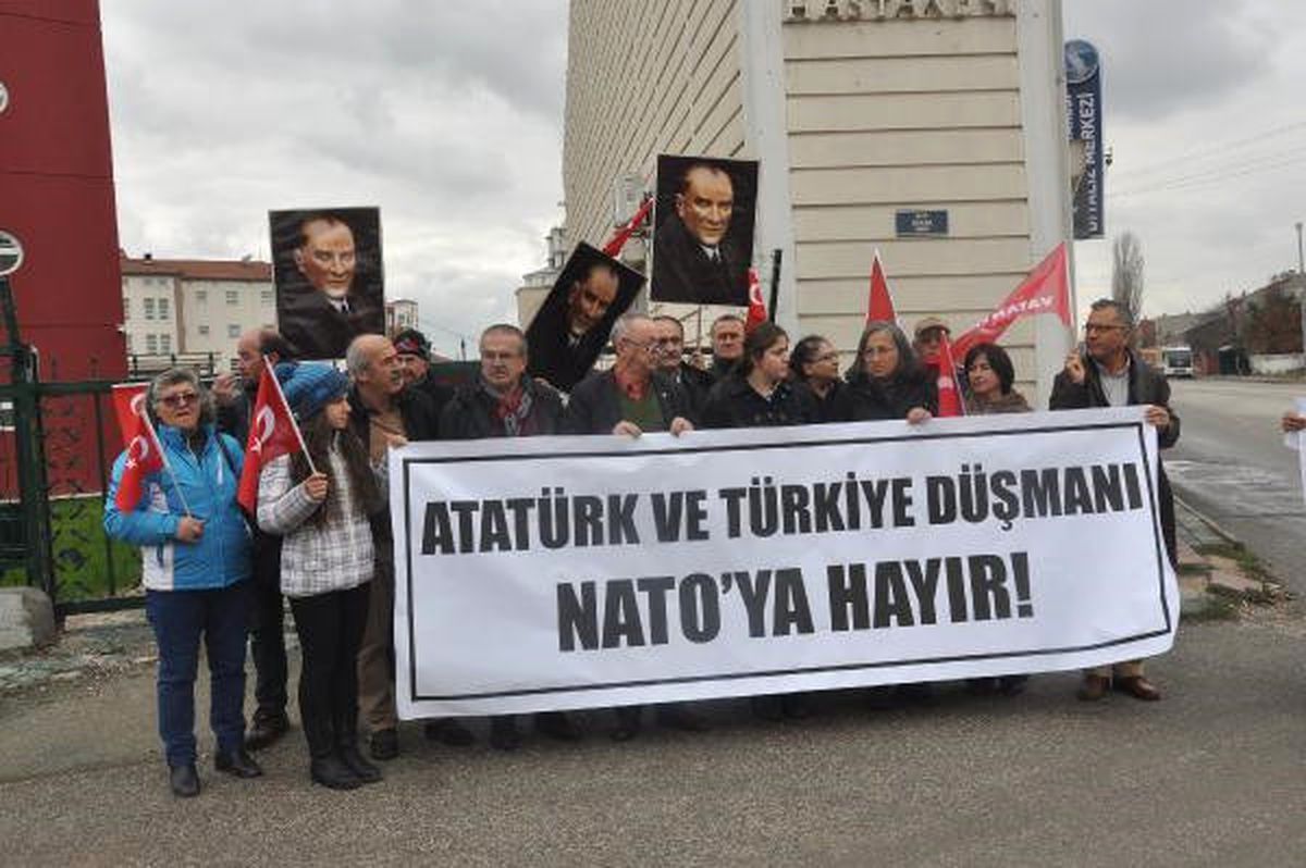NATO Sokak\' İsminin \'Ata Sokak\' Olarak Değiştirilmesini İstiyorlar