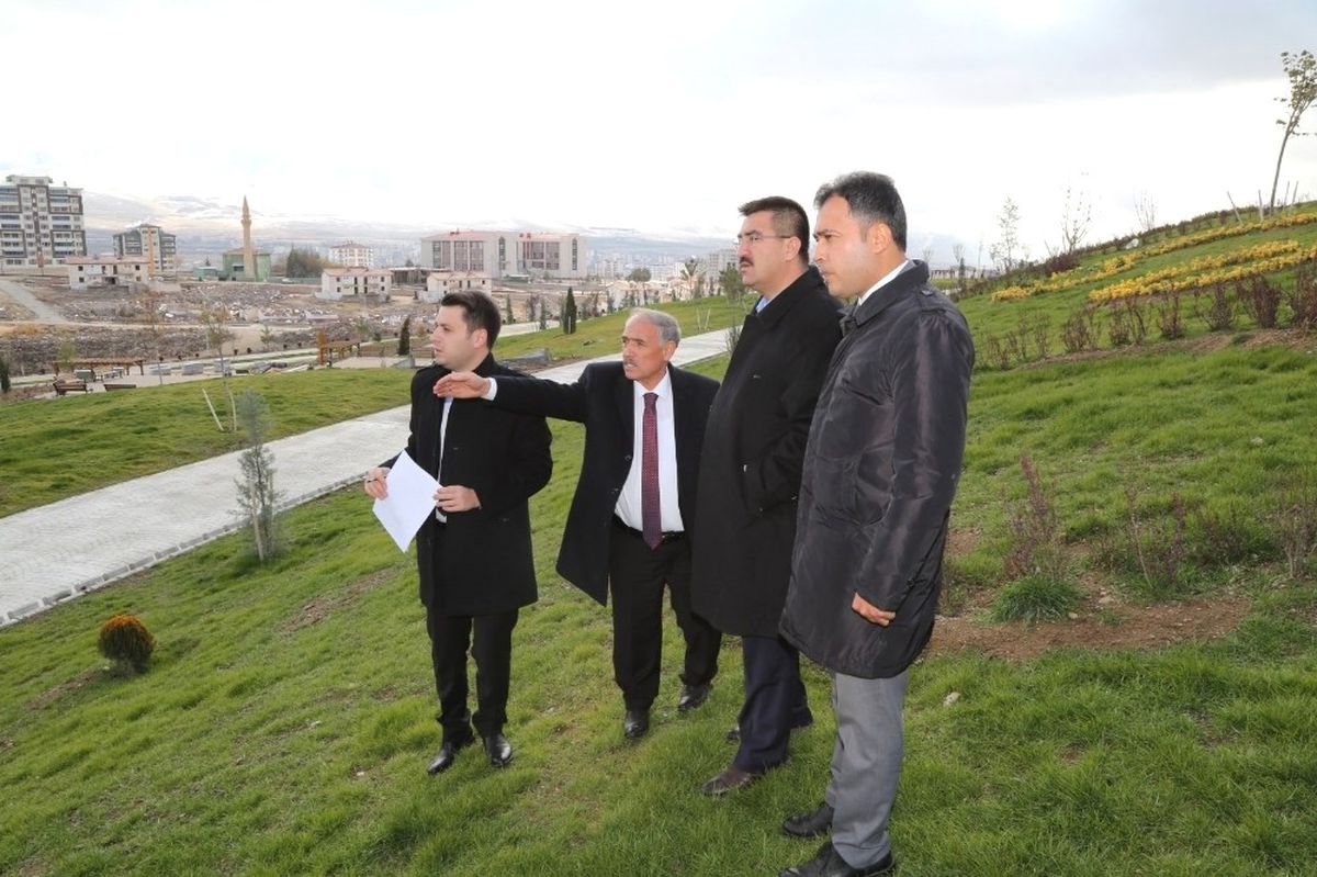 Niğde Belediye Başkanı Özkan Kentsel Dönüşümde İncelemelerde Bulundu