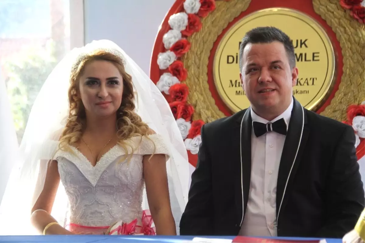 Nikah Takısı \'Kelepçe\' Oldu