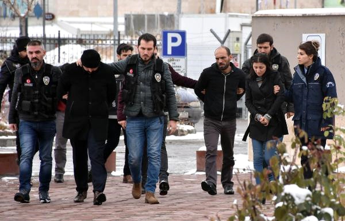 Sivas\'ta Uyuşturucu Operasyonu: 4 Gözaltı