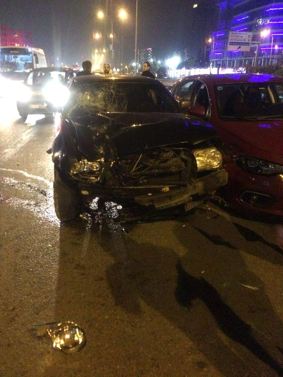 Tehlikeli Motosiklet Şovlarıyla Tanınan "Turkstunt Murat" Trafik Kazasında Öldü