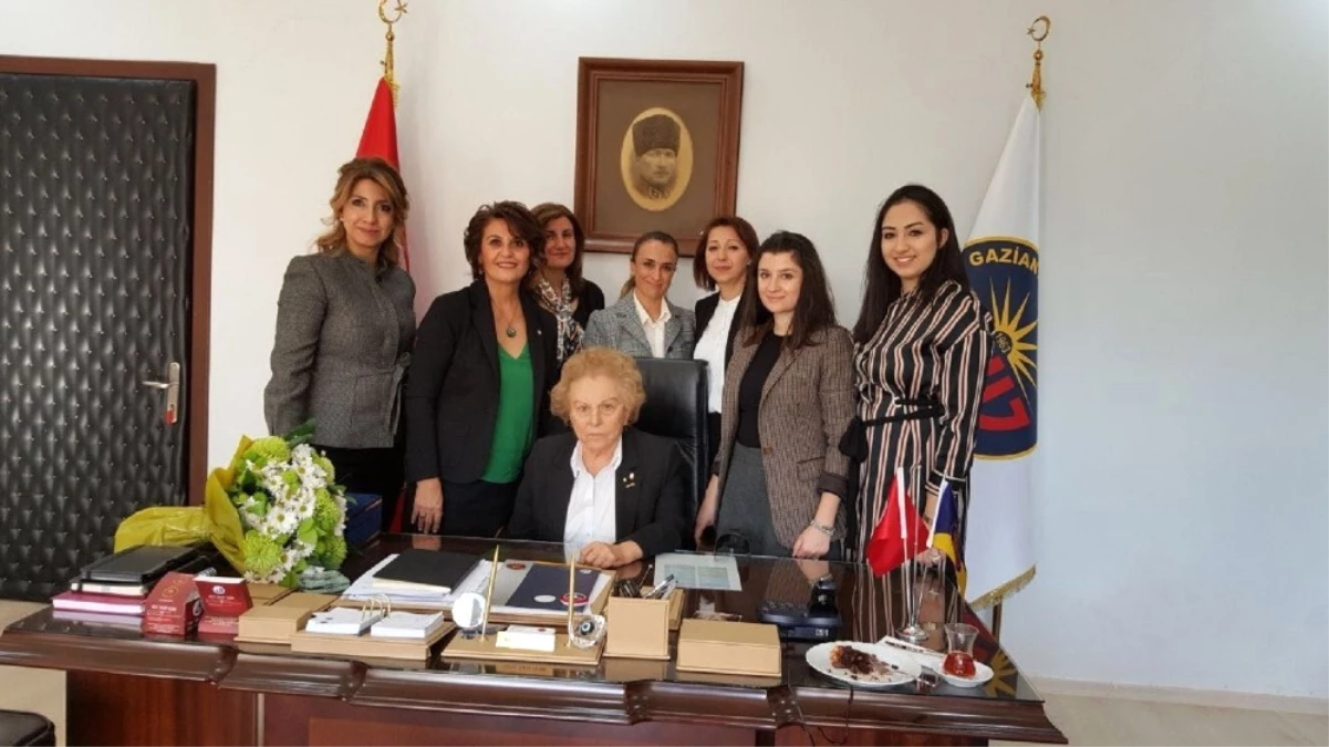 TOBB Gaziantep Kadın Girişimcilerden Nüket Ersoy\'a Anlamlı Ziyaret