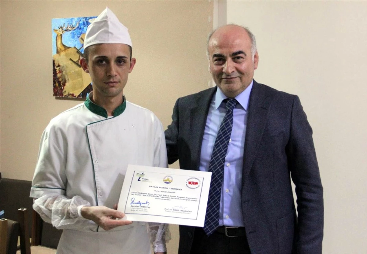 Trakya Üniversitesi \'Aşçılık Eğitim\' Projesi Sona Erdi