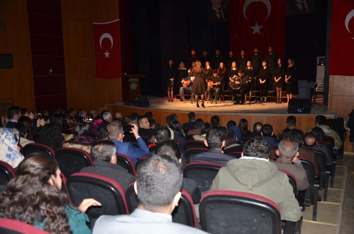 Yüksekova\'da 24 Kasım Öğretmenler Günü