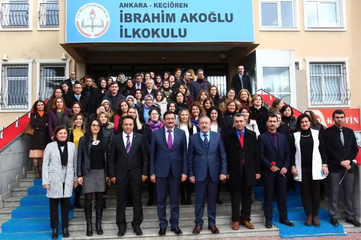 Başkan Ak: "Öğretmenime Söz Verdim Hiç Sigara İçmedim"