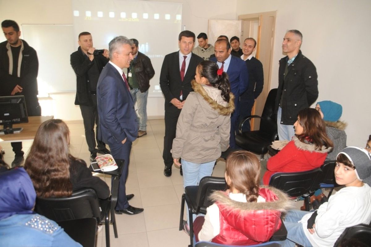 Cizreli Öğrenciler İlk Defa Uçakla Tanıştı