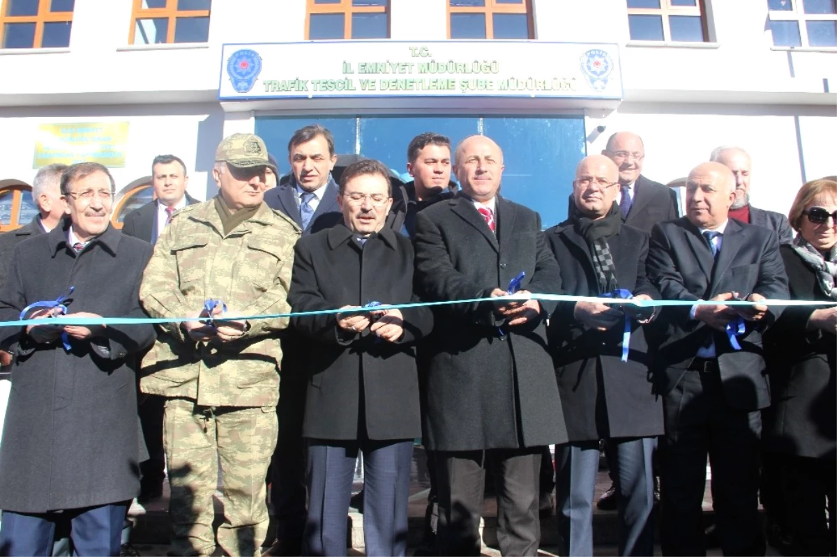 Emniyet Genel Müdürü Erzurum\'da Emniyet Müdürlüğü Binasının Açılışını Yaptı