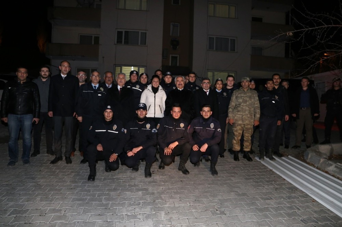İçişleri Bakan Yardımcısı Mehmet Ersoy, Varto\'da Sorunları Dinledi