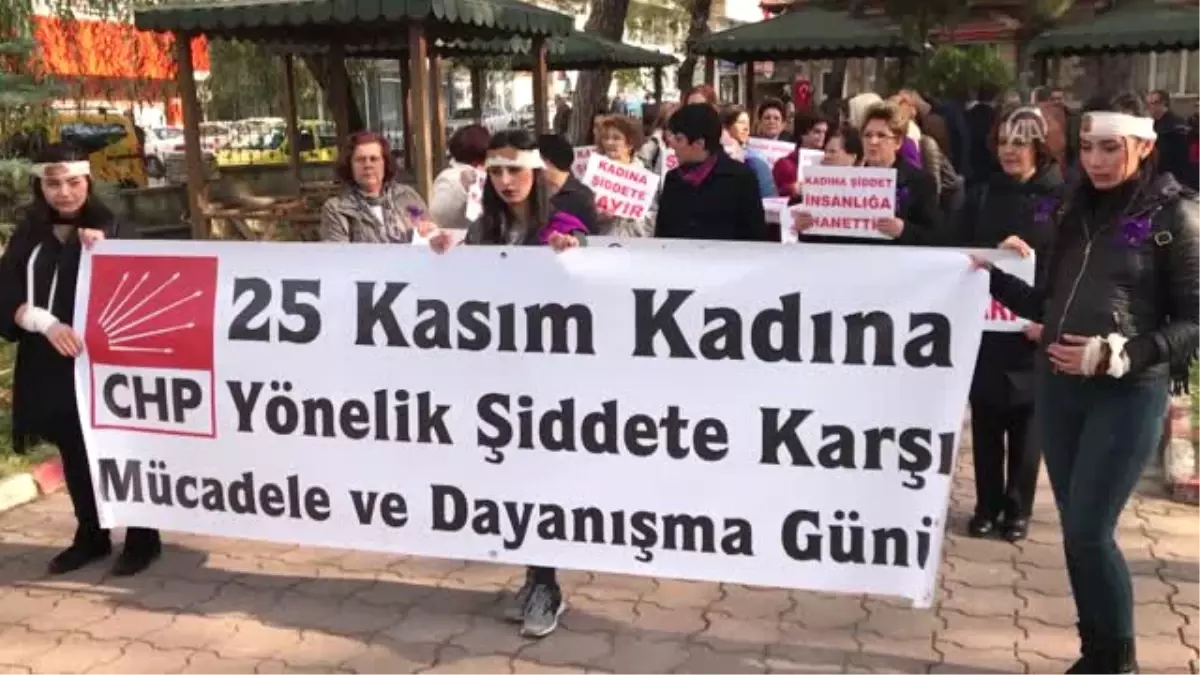 Kadınlar Şiddete Karşı Yürüdü