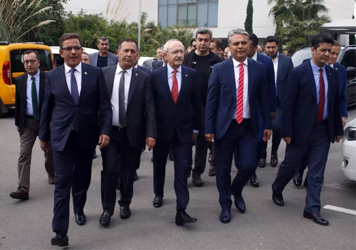 Kılıçdaroğlu, Turizmcilerle Görüştü