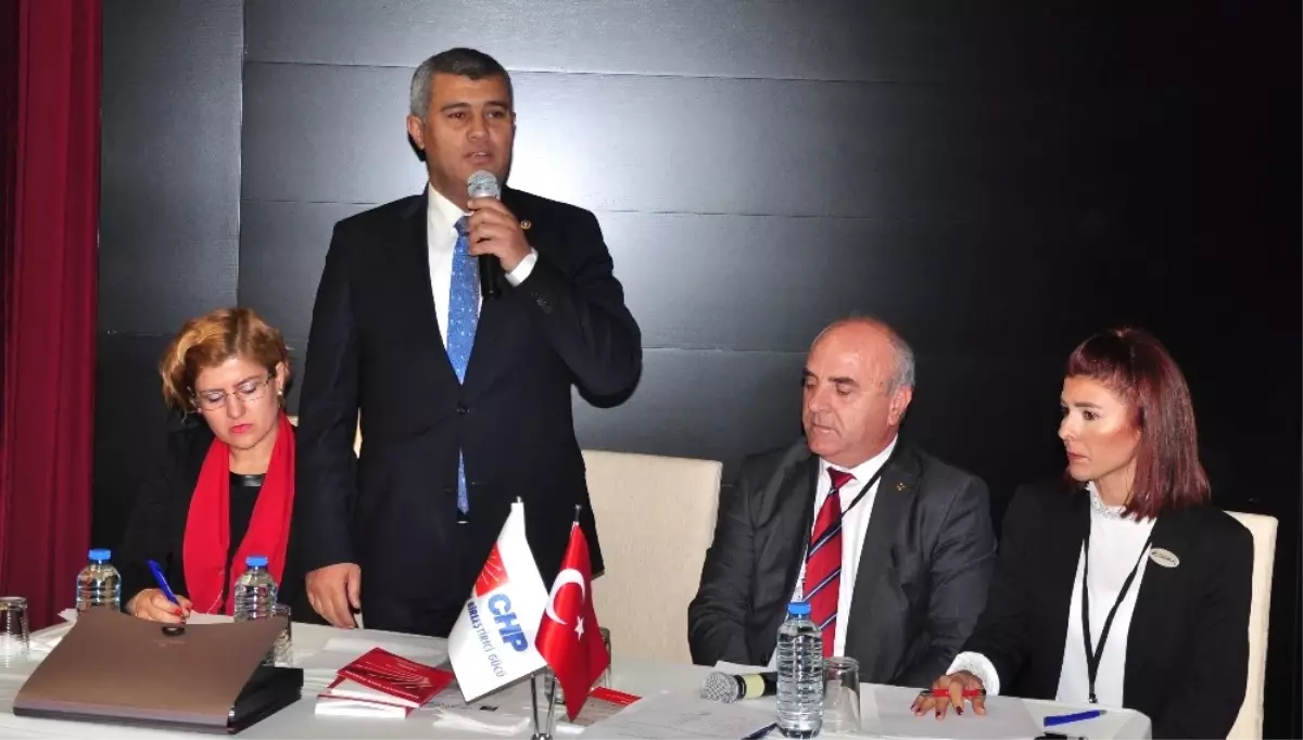 Marmaris CHP\'de "Acar Ünlü" Güven Tazeledi