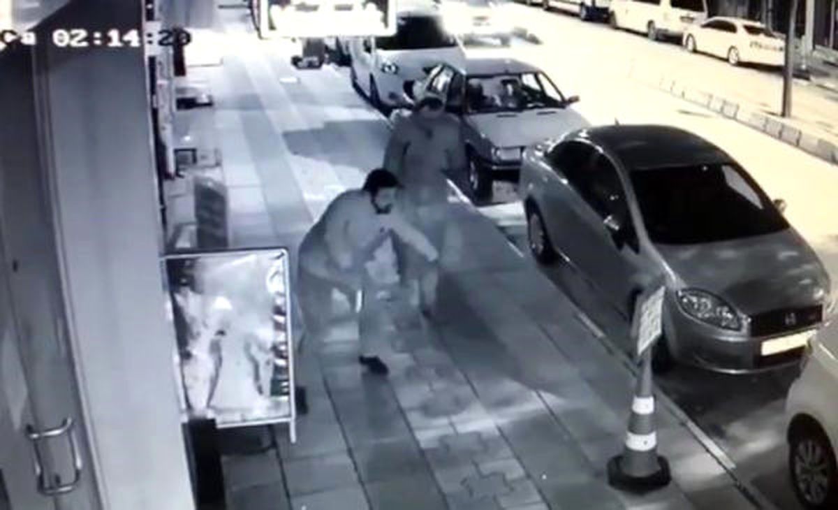 Önce Koniyi Tekmeyle Devirdi, Dönüşte de Reklam Panosuna Vurdu