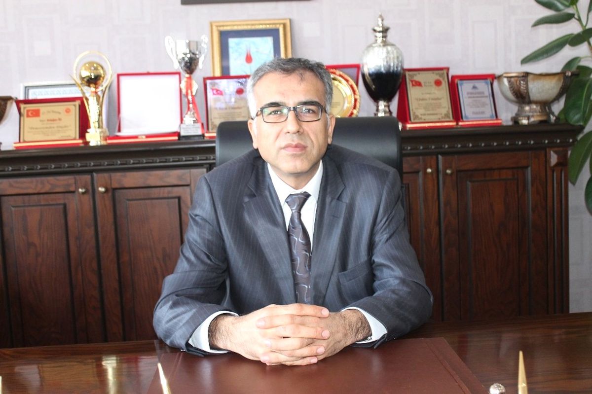 Öz: "Kadına Şiddete Karşı Buradayım"