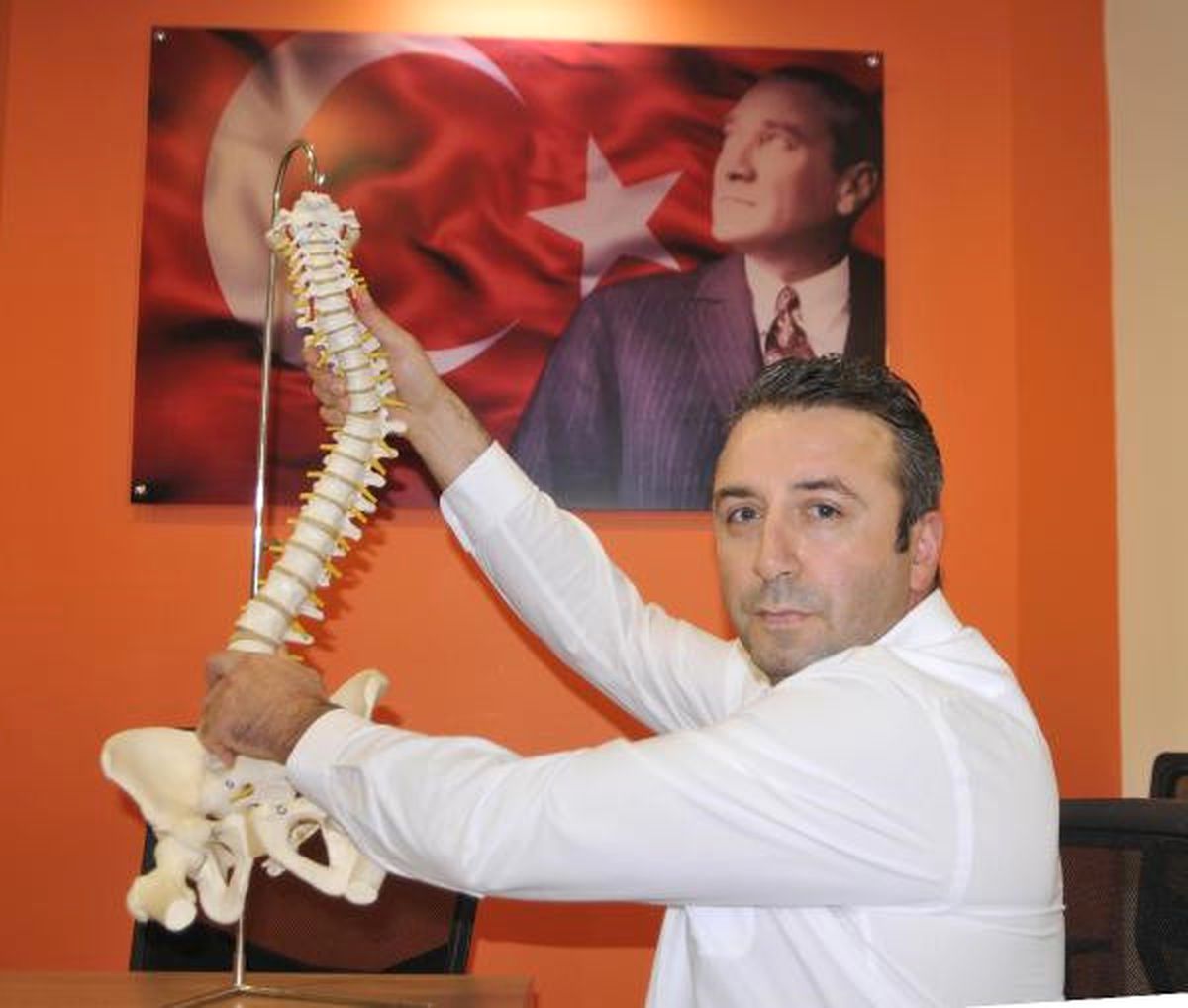 Türkiye\'nin Yüzde 3\'ünde Omurilik Eğriliği Var