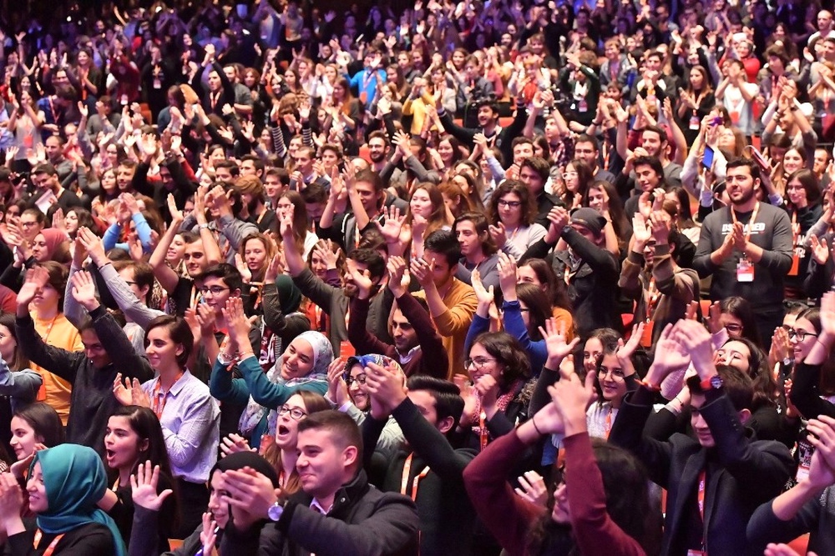 Yga Zirvesi\'nde Hayal Ortaklarıyla Birlikte Geleceği Değiştirmek İçin Söz Verdiler