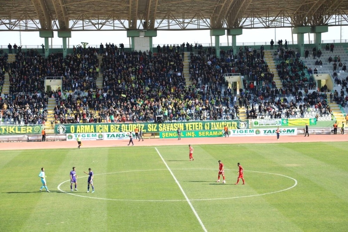 Bakanlar, Şanlıurfaspor - Pendikspor Maçını İzledi