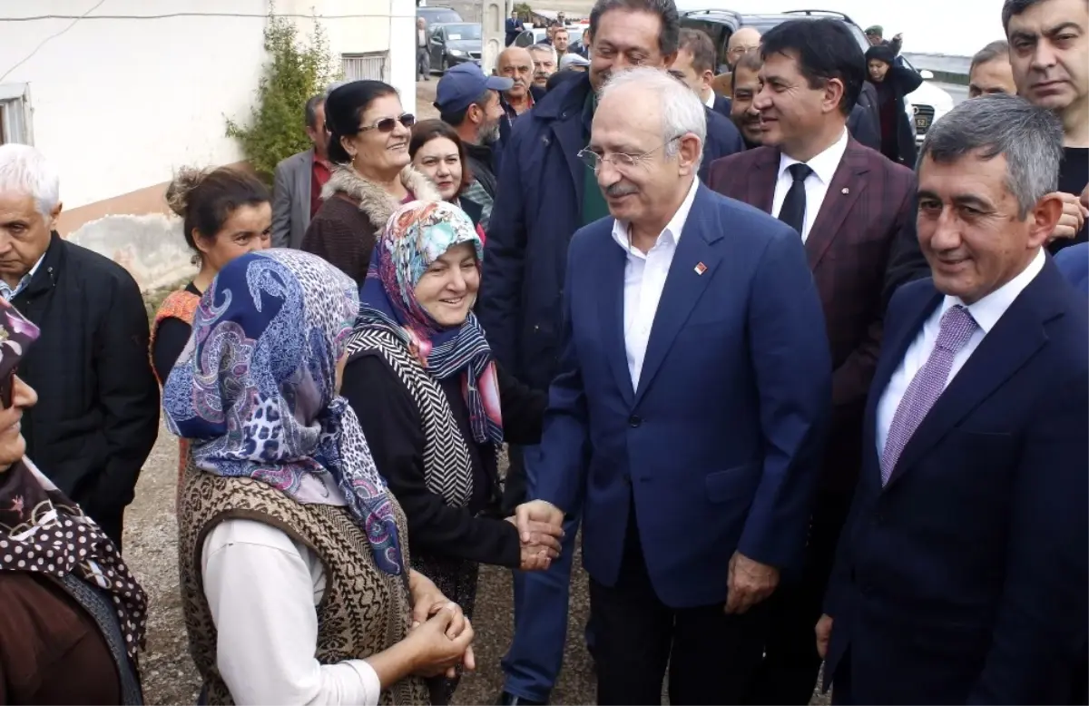 CHP Genel Başkanı Kılıçdaroğlu Hortum Felaketi Yaşanan İlçeleri Ziyaret Etti